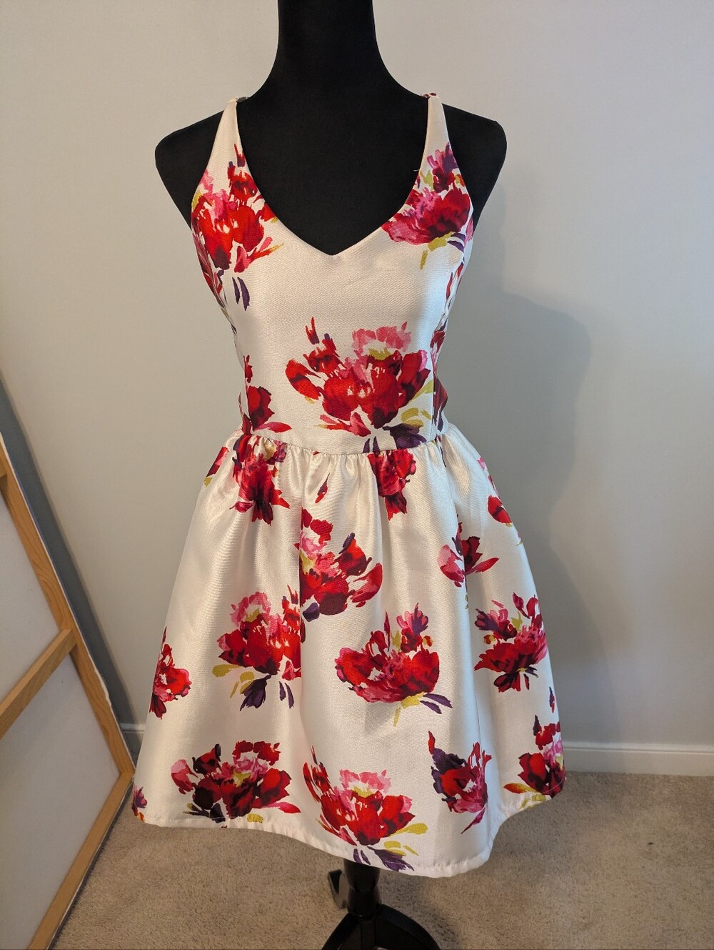 rwish4u Floral White Satiny Dress Size 11/12 Cross Straps Semiformal Mini